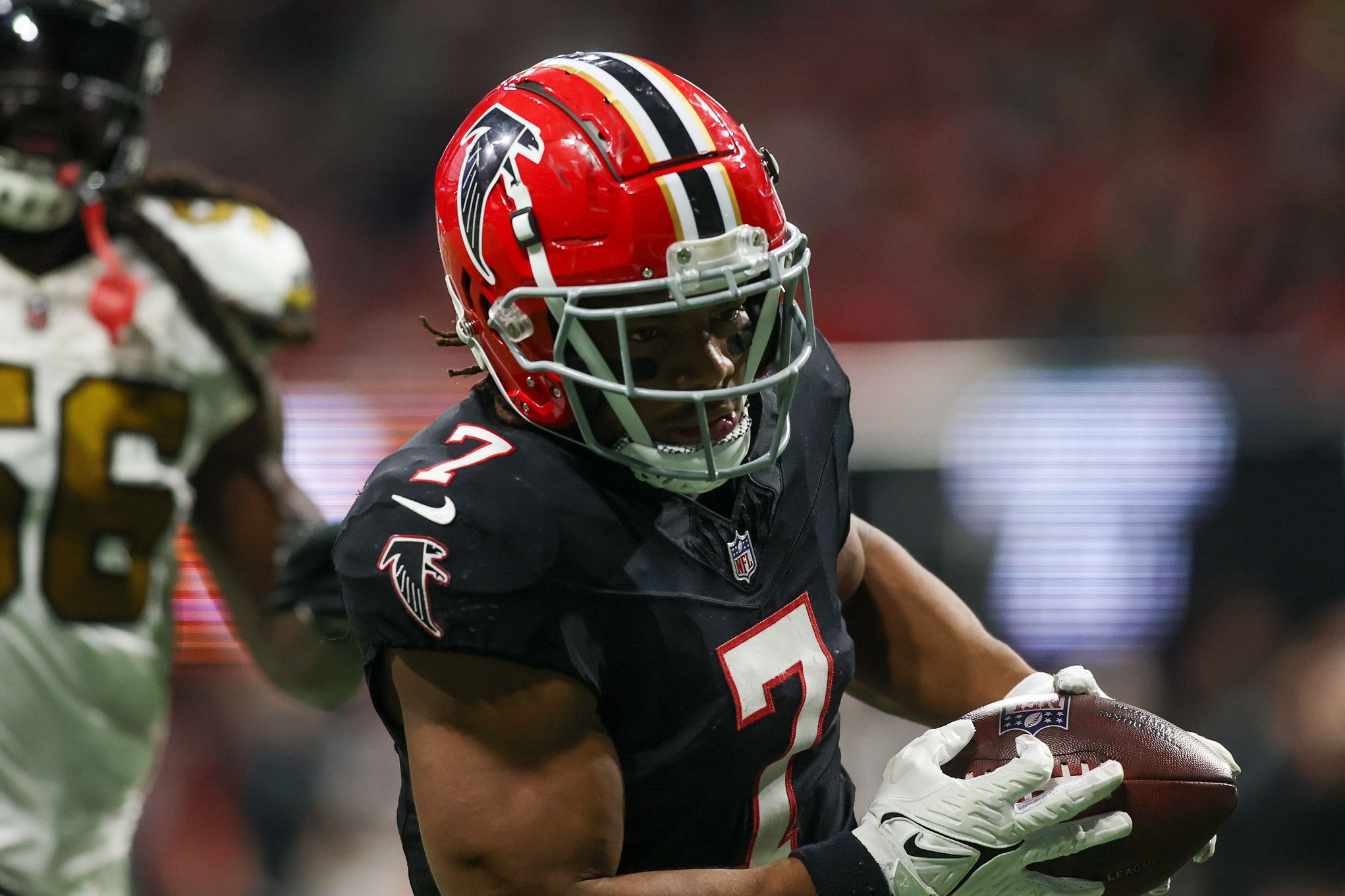 Highlights From Falcons RB Bijan Robinson’s Week 12…