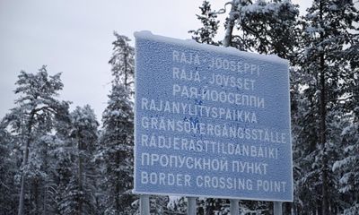 Finland closes entire border with Russia after tensions over asylum seekers