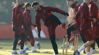 Fernandes undaunted as Man Utd prepare for Galatasaray test