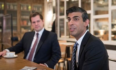 Robert Jenrick distances himself from Rishi Sunak over immigration cuts