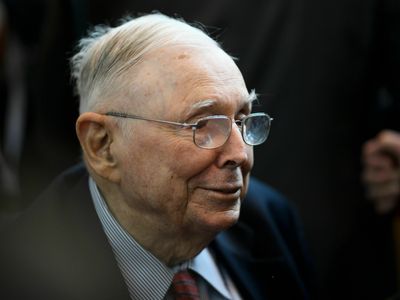 Investor Charlie Munger, the longtime business partner of Warren Buffett, has died
