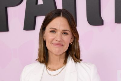 Jennifer Garner opens up about parenting with ‘benign neglect’