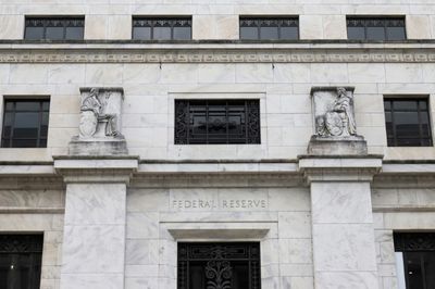 US Fed Officials Encouraged By 'Progress' On Inflation