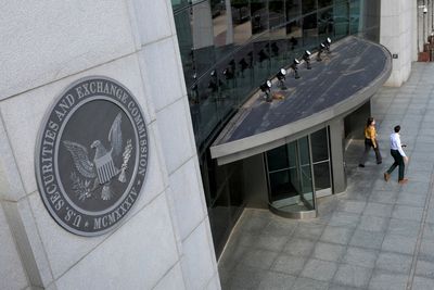 SEC's Latest Move On Franklin Templeton Triggers Speculations On 'Full Wave' Spot Bitcoin ETF Approvals