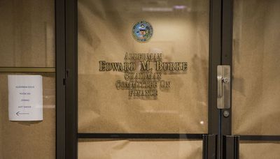 Five years ago today: Butcher paper signals FBI raid on offices of ‘untouchable’ Ed Burke — and changes Chicago history