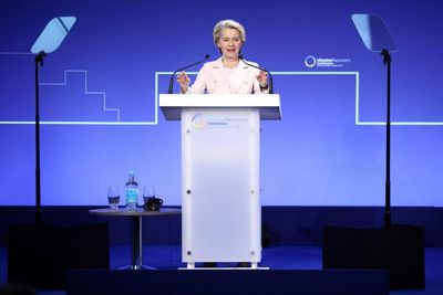 Ursula von der Leyen says the next generation must reverse Brexit