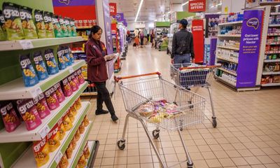 Watchdog to investigate price cuts for UK supermarket loyalty cardholders