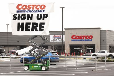 How much does Costco pay? From cashier to forklifter to CEO