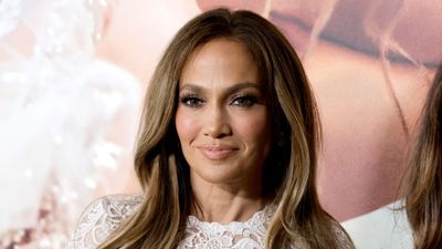 Jennifer Lopez's warm minimalist walls make her bedroom look instantly luxurious – here's how to achieve her old-money style