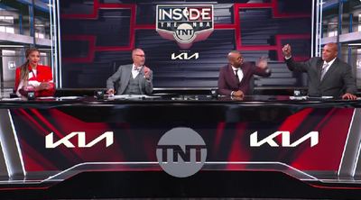 Charles Barkley pranked Kenny Smith by revealing his hotel room number on Inside the NBA