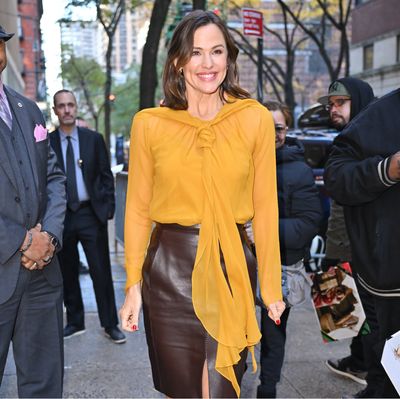 Jennifer Garner Perfects Dopamine Dressing in a Sunny Yellow Blouse
