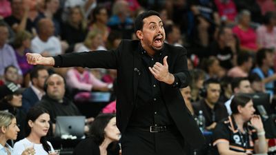 Breakers defy coach's ejection to overcome 36ers