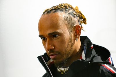 Hamilton admits to self-doubt, says Abu Dhabi 2021 prompted F1 retirement thoughts