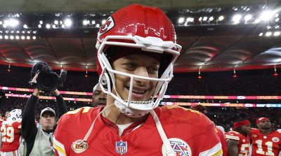Chiefs’ Patrick Mahomes Fired Up to Play at ‘Hostile’ Lambeau Field for First Time