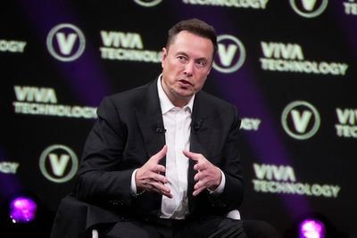 Elon Musk has crude words for advertisers no longer spending on X