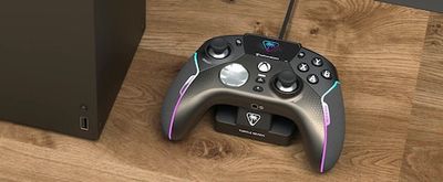 Turtle Beach's New Xbox Controller Has a Mini Screen That Shows All Your Phone Notifications