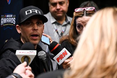 Hamlin "a long way from where I need to be" after shoulder surgery