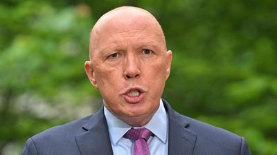 Government undermines 'stop the boats' policy: Dutton