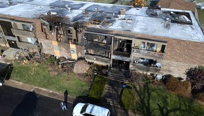 Police officer caught child thrown from burning apartment building in West Chicago