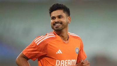 Watch: Shreyas Iyer trains hard ahead of 4th T20I against Australia