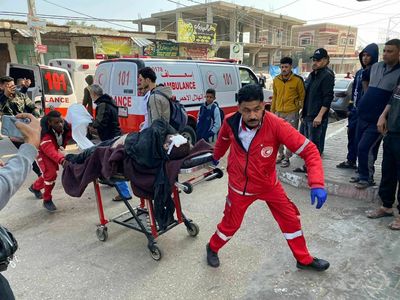Israel resumes airstrikes after it says Hamas violated truce