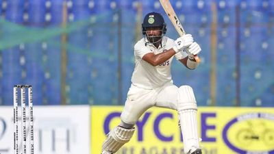 Cheteshwar Pujara's fifty in vain as Mumbai edge out Saurashtra despite Ajinkya Rahane's failure