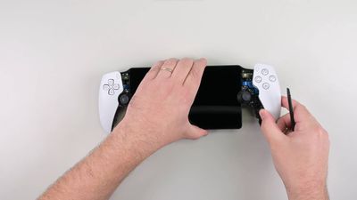 PlayStation Portal stick drift is seemingly pretty easy to fix