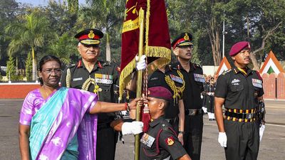 President bestows highest military honour on AFMC, Pune