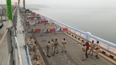 Home Ministry asks A.P. to restore pre-November 28 position on Sagar dam