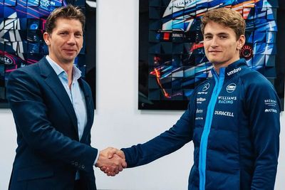 Sargeant continues with Williams for 2024 F1 season
