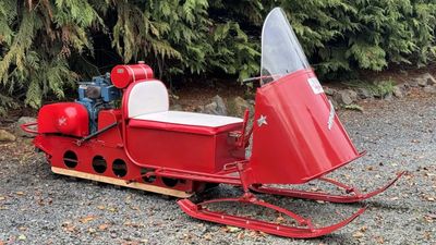 Santa's Sleigh Just Sold At Auction And It's Made By Polaris