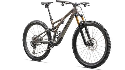 Specialized play it safe with relatively modest tweaks to the 2024 Stumpjumper