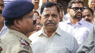 Mumbai’s former mayor Datta Dalvi released on bail