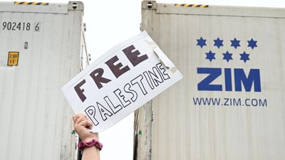 Anti-Israeli protest blocks roads at WA shipping port