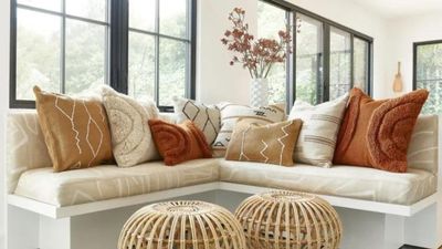 Best throw pillows – accent cushions to add depth and dimension to your space