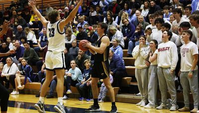 Brendan Savage, whose mom sued to get him back on basketball team, plays for Hinsdale South