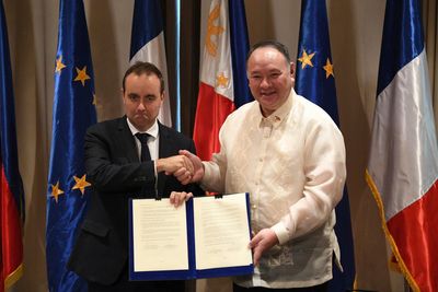 France and Philippines eye a security pact to allow joint military combat exercises