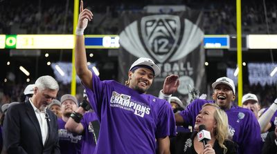 College Football Fans Pour One Out For Pac-12 As Conference Goes Out With a Bang