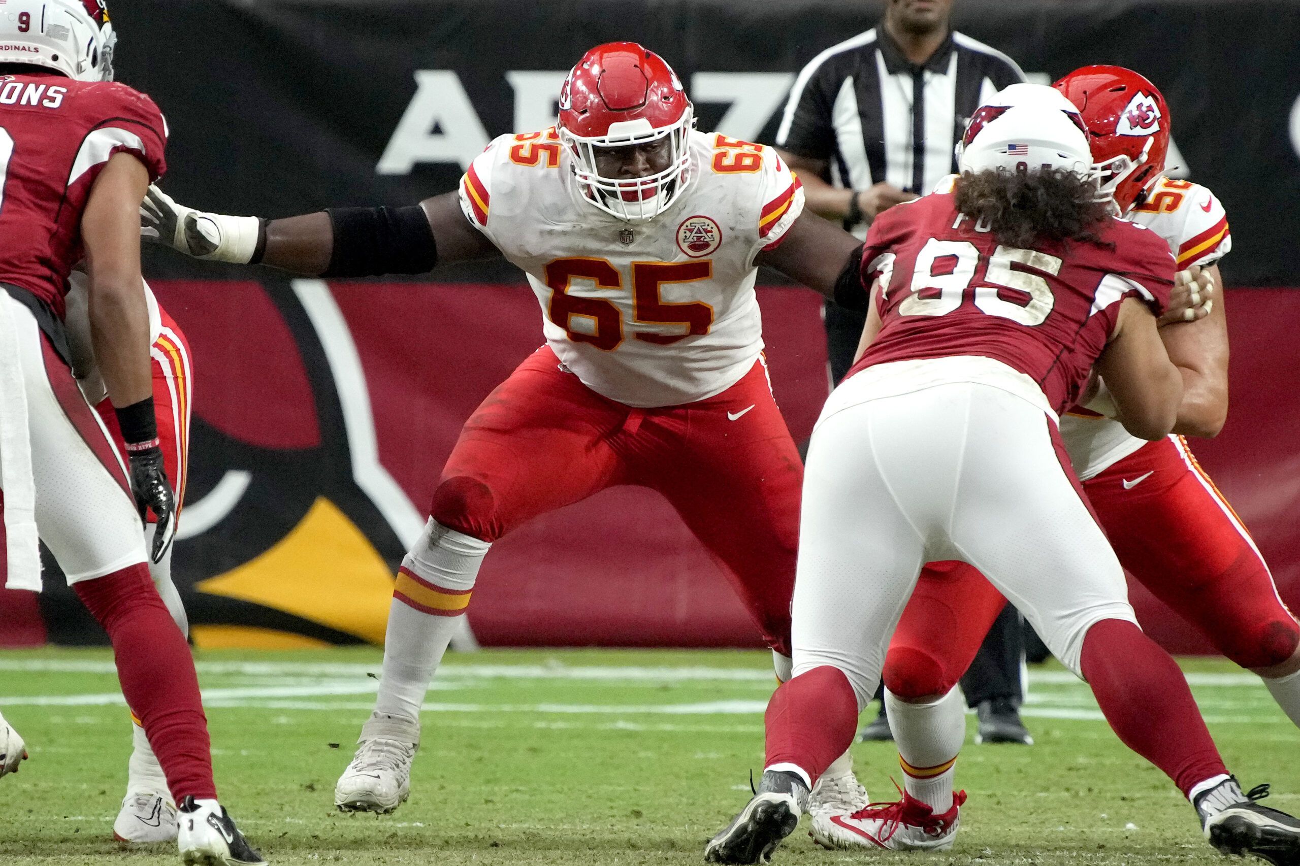 Chiefs OL Trey Smith is NFL’s secondbest run blocker…