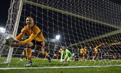 Conor Wilkinson steals dramatic draw for 10-man Motherwell against Dundee