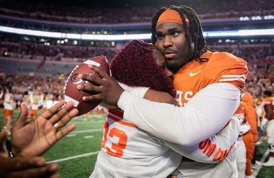 Texas’ 362-pound T’Vondre Sweat with THICC-SIX