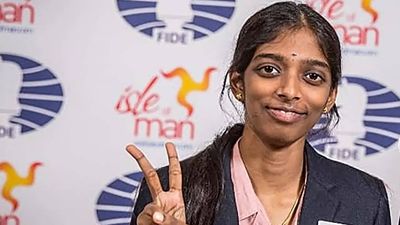 Praggnanandhaa's sister Vaishali becomes India's third woman Grandmaster
