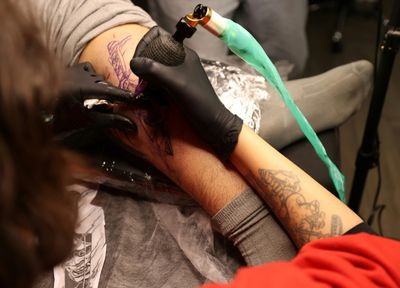 'Ink Me Up': Iran Tattoo Artists Aim To Leave Mark