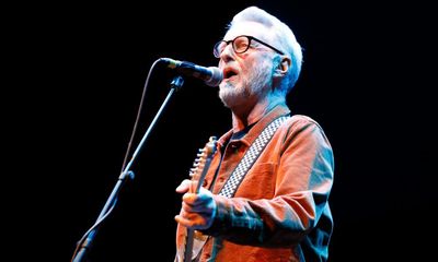Billy Bragg review – from bard of Barking to golden voice
