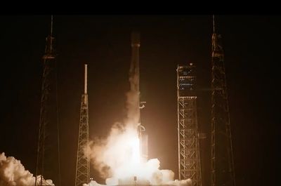 SpaceX launches 23 more Starlink satellites from Florida (video)