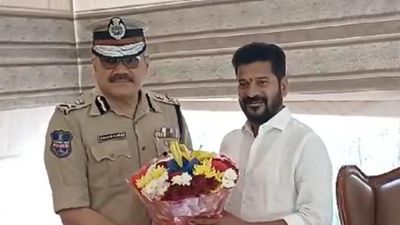 ECI recommends suspension of Telangana DGP Anjani Kumar for meeting Revanth Reddy
