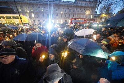 Thousands gather at mass vigil to speak out against antisemitism and anti-Muslim hate