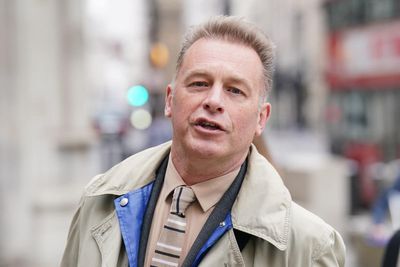 Chris Packham challenges government for net zero policy delays