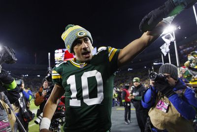 Win over Chiefs vaults Packers into playoff spot in NFC race