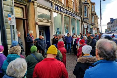 'It's the last straw': Community supports petition against Bank of Scotland closure